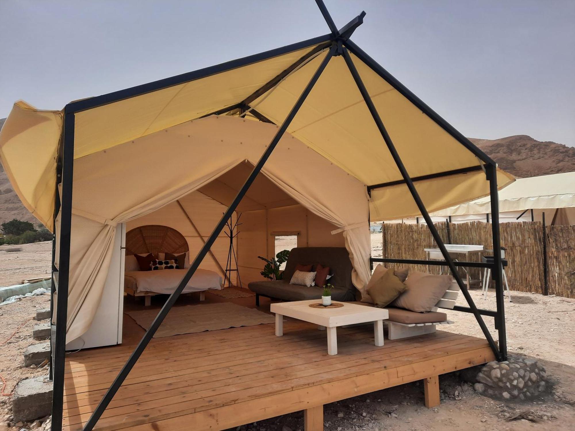 Tranquilo - Dead Sea Glamping Hotel Metzoke Dragot Buitenkant foto